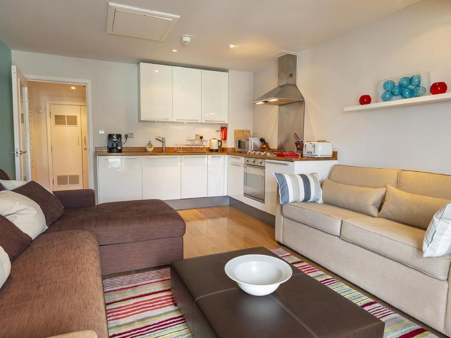 Апартаменты 44 Dart Marina Дартмаут Экстерьер фото
